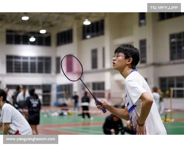 如何在格斗中释放青春的热血与激情，成就自我突破与成长