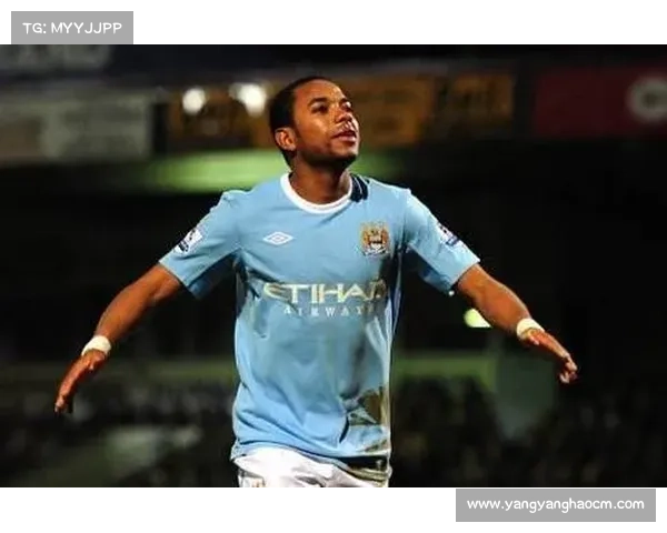 曼城7号后卫的传奇之路：从默默无闻到球场英雄的成长历程