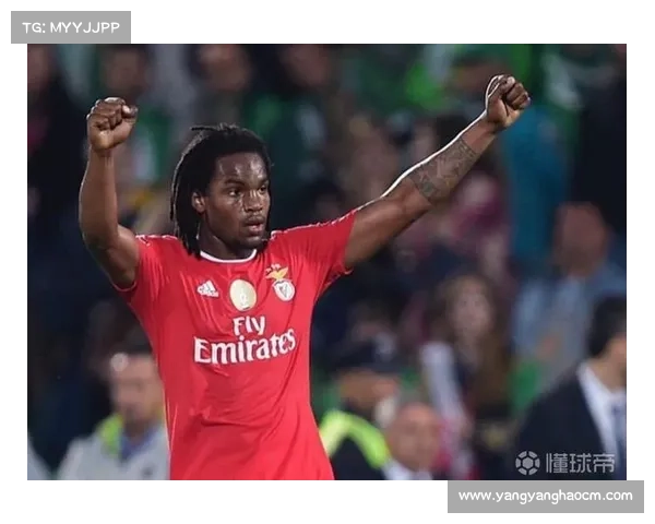 桑切斯职业生涯效力过哪些足球俱乐部及其表现分析