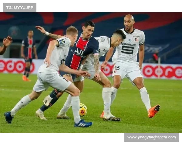 巴黎圣日耳曼与马赛的恩怨情仇与法甲经典对决背后的历史与情感纠葛 巴黎圣日耳曼与马赛的恩怨情仇与法甲经典对决背后的历史与情感纠葛