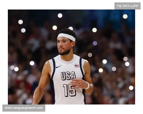 布克与教练互动模式解析 如何通过有效沟通提升球员表现